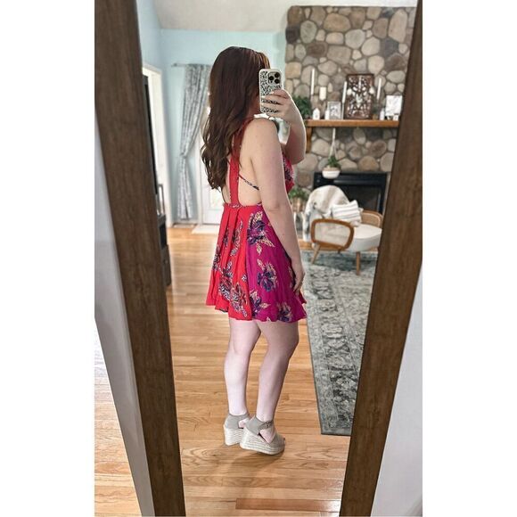 FreeāPeopleā
sundress - Picture 5 of 8